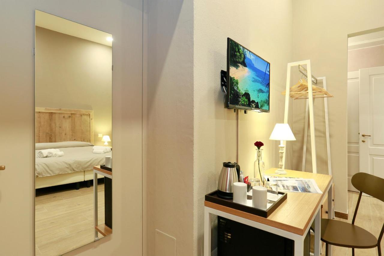 Tornabuoni Boutique Bed & Breakfast Florenţa Exterior foto